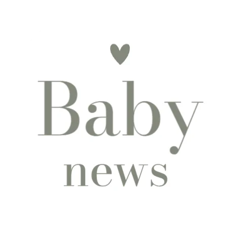 Golvend kader met initiaal