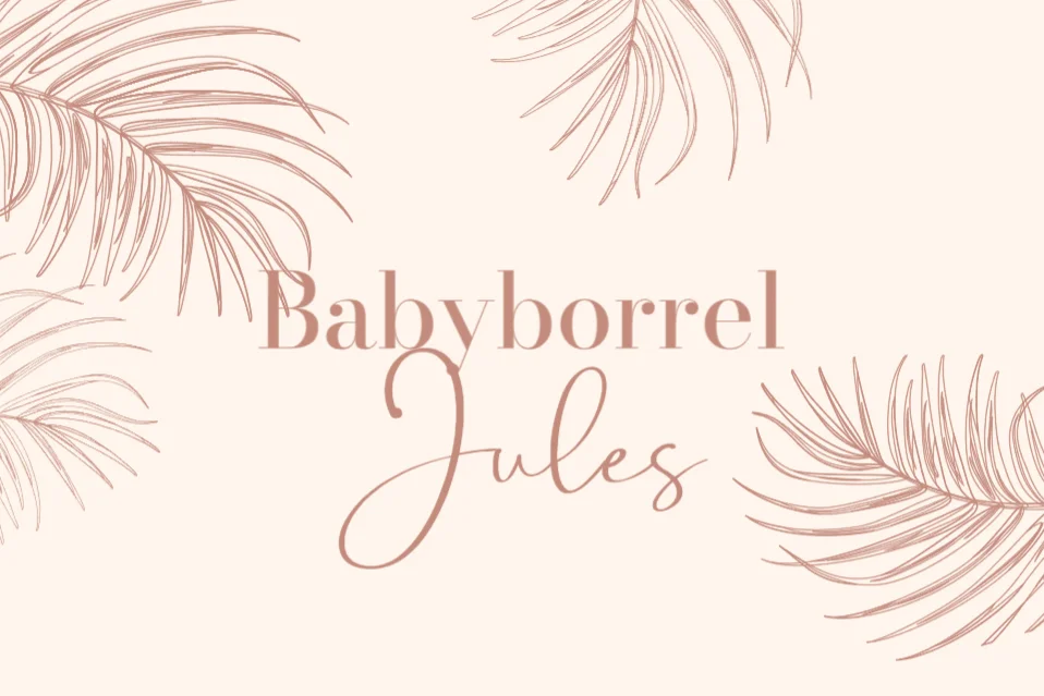 Giraf en aapje met baby