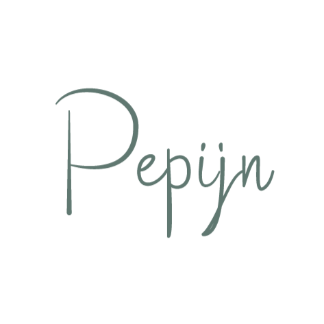 Slapende Baby met Knuffelkonijn